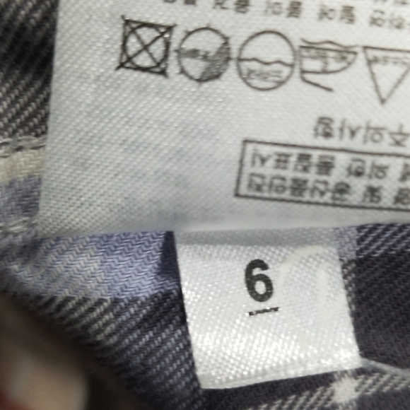 Uniqlo Flannel - Picture 7 of 7